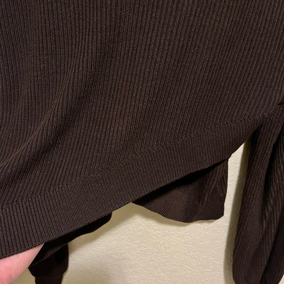 NWOT Lululemon Reversible Crossover Sweater in Espresso Size 6 - Picture 5 of 8